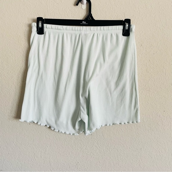 The Vermont Country Store woman’s 2 piece mint pajamas size M soft stretchy airy - Picture 8 of 8